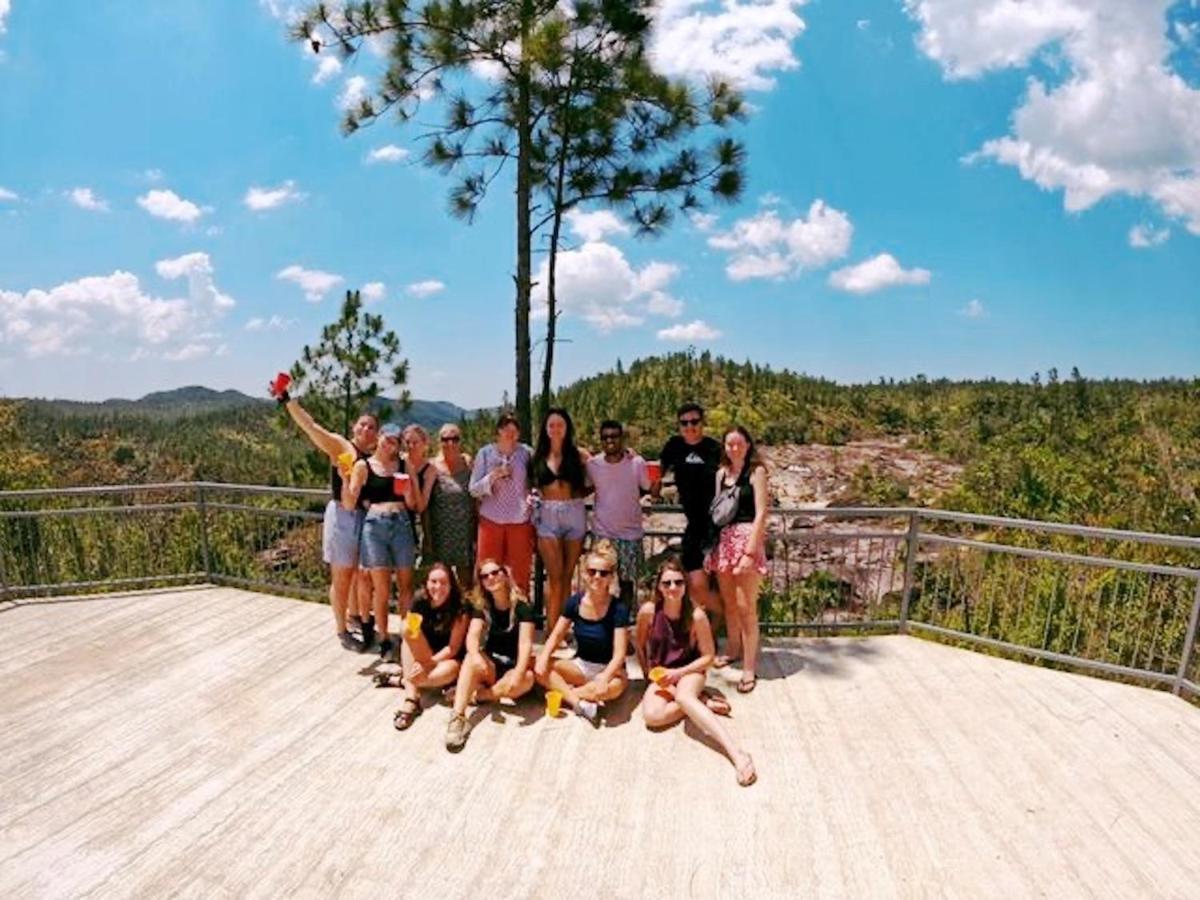 Yellow Belly Backpackers San Ignacio Exterior foto